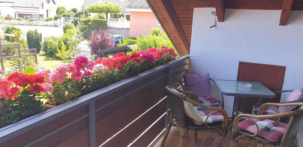 Ferienwohnung Am Bodensee - 2023 Neu Renoviert! Meersburg Exterior foto